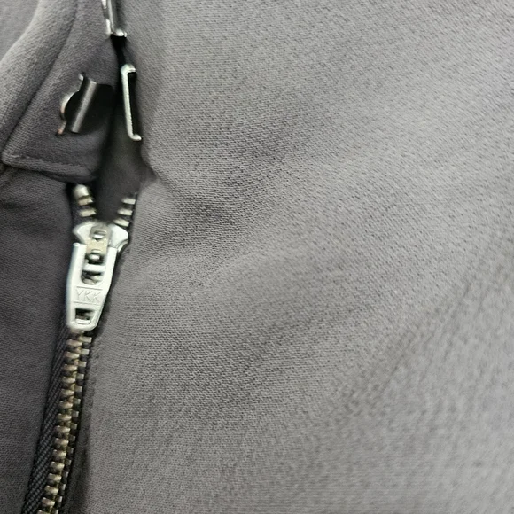 Aritzia Sonata  Wilfred Pants Size 4 Pants Made from Creppette Material Grey - Picture 11 of 12